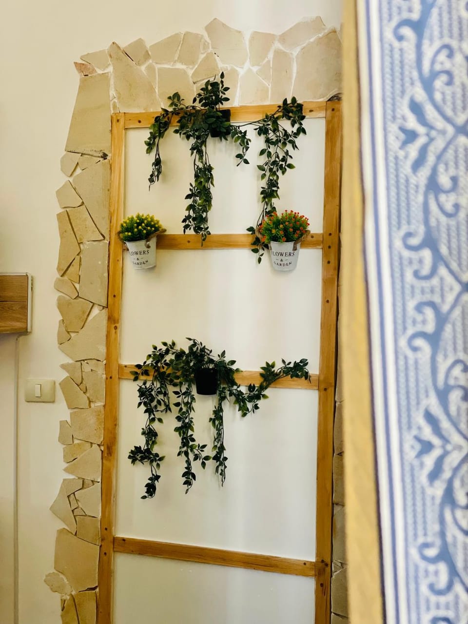 Decorative detail