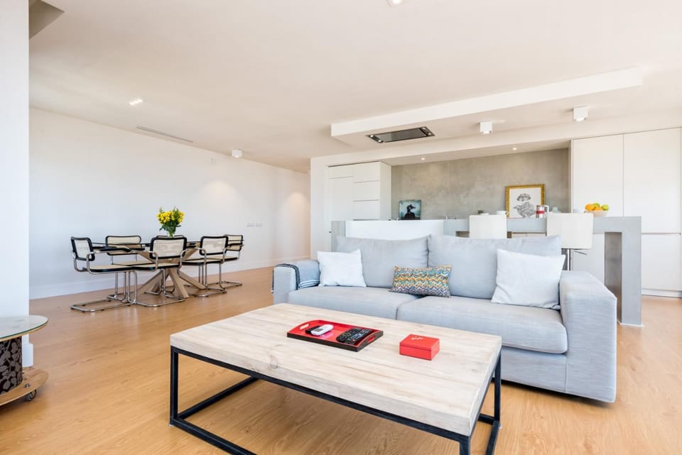 Communal lounge/ TV room, Living room
