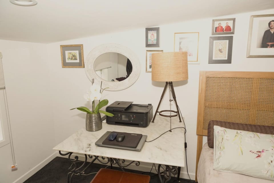 Nyima Tashi Buddhist Centre Bed and Breakfast in Auckland
