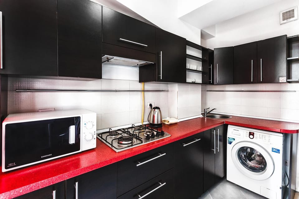 Coffee/tea facilities, Kitchen or kitchenette, Dining area