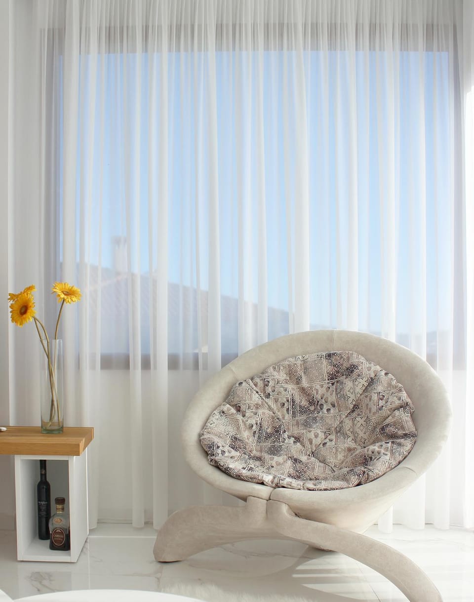 Living room, Decorative detail