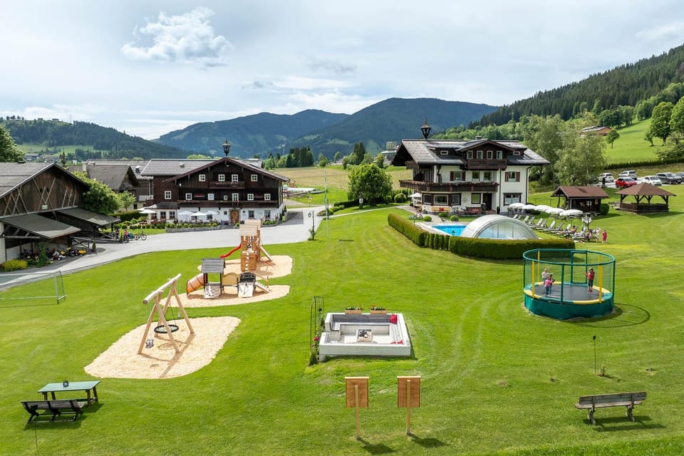 Property building, Swimming pool