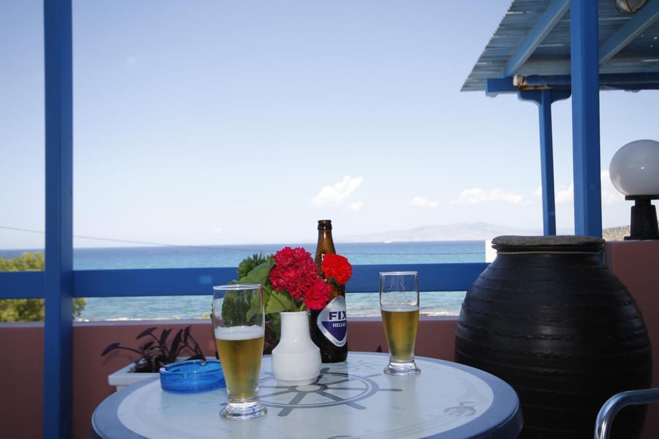 View (from property/room), Drinks