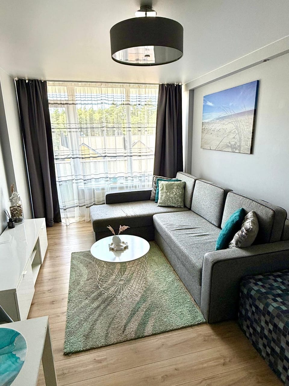 Bed, Living room, Photo of the whole room, Bedroom
