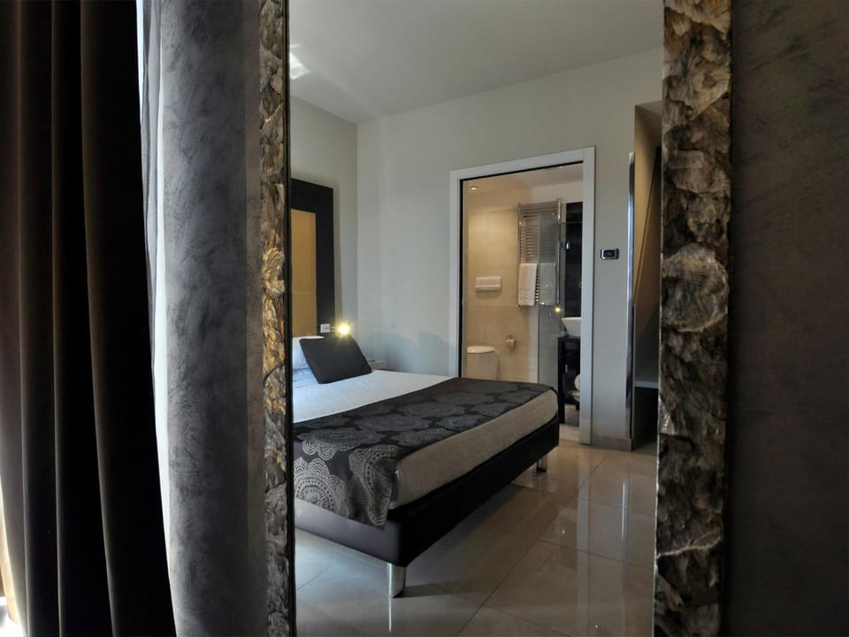Other, Photo of the whole room