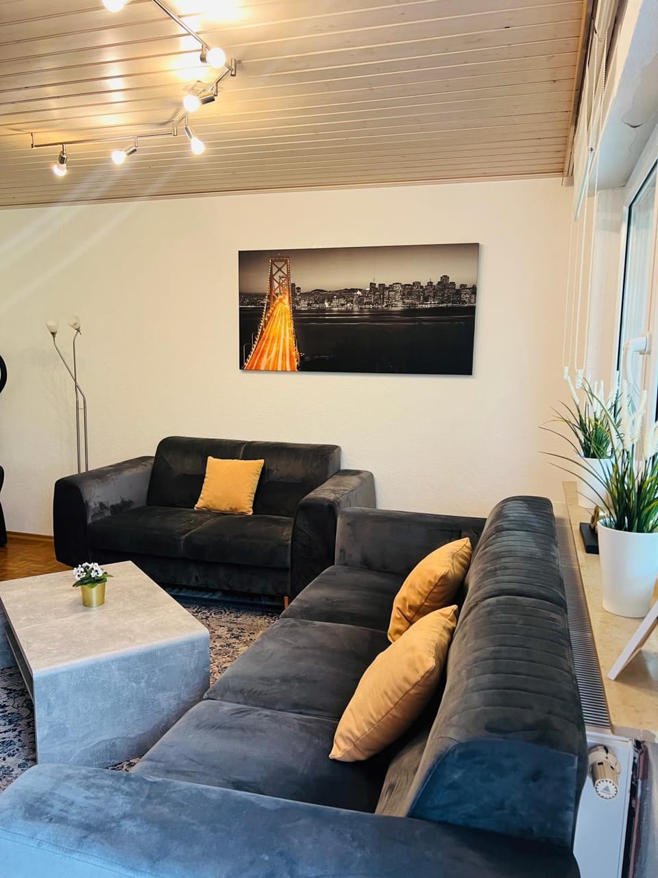 Living room, Seating area