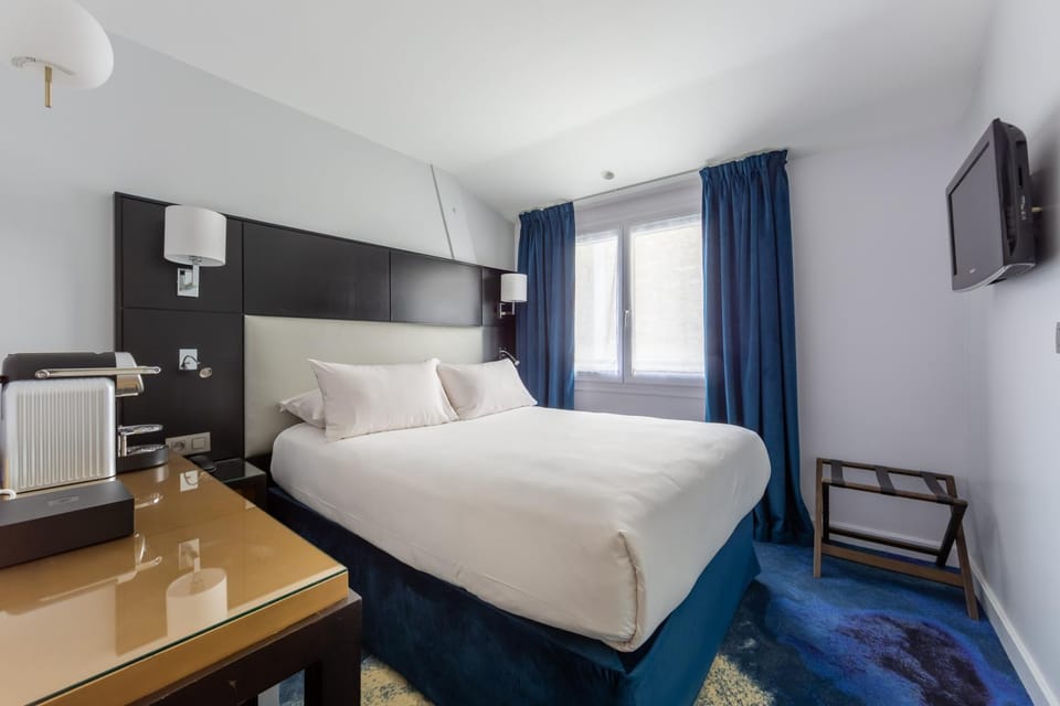 Logis Hôtel 15 Montparnasse Hotel in Paris