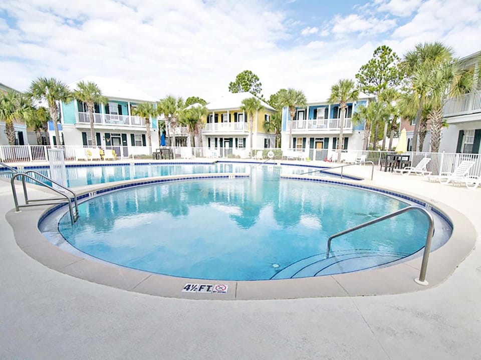 Blue Sky Bungalow 156 House in South Walton County