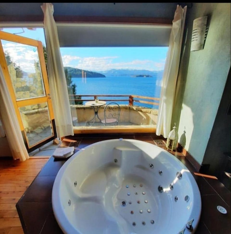 Lirolay Suites - Apart Hotel Hotel in San Carlos Bariloche