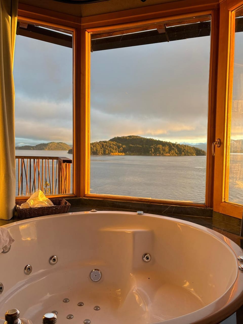 Lirolay Suites - Apart Hotel Hotel in San Carlos Bariloche