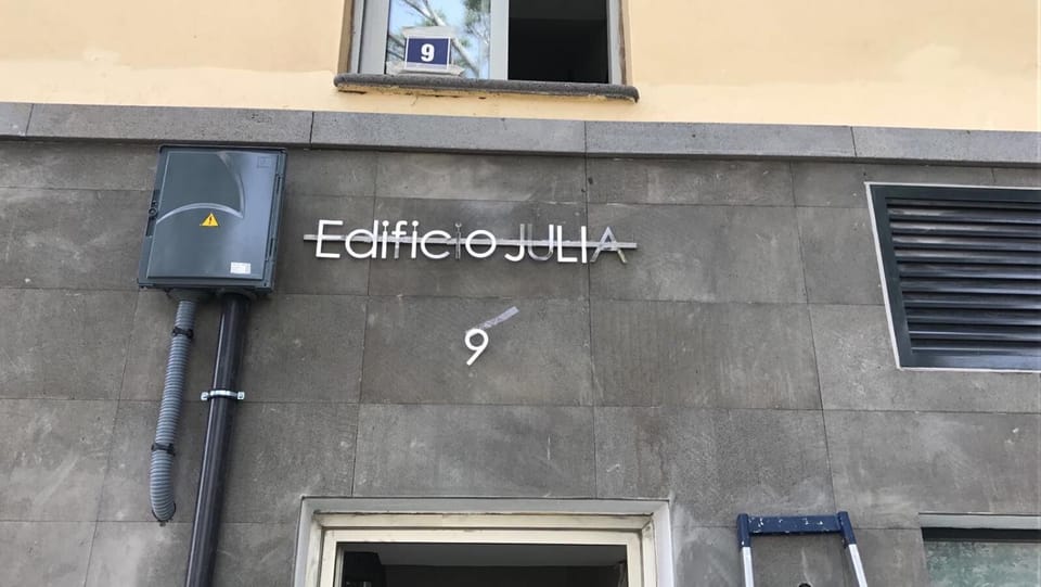 Property logo or sign