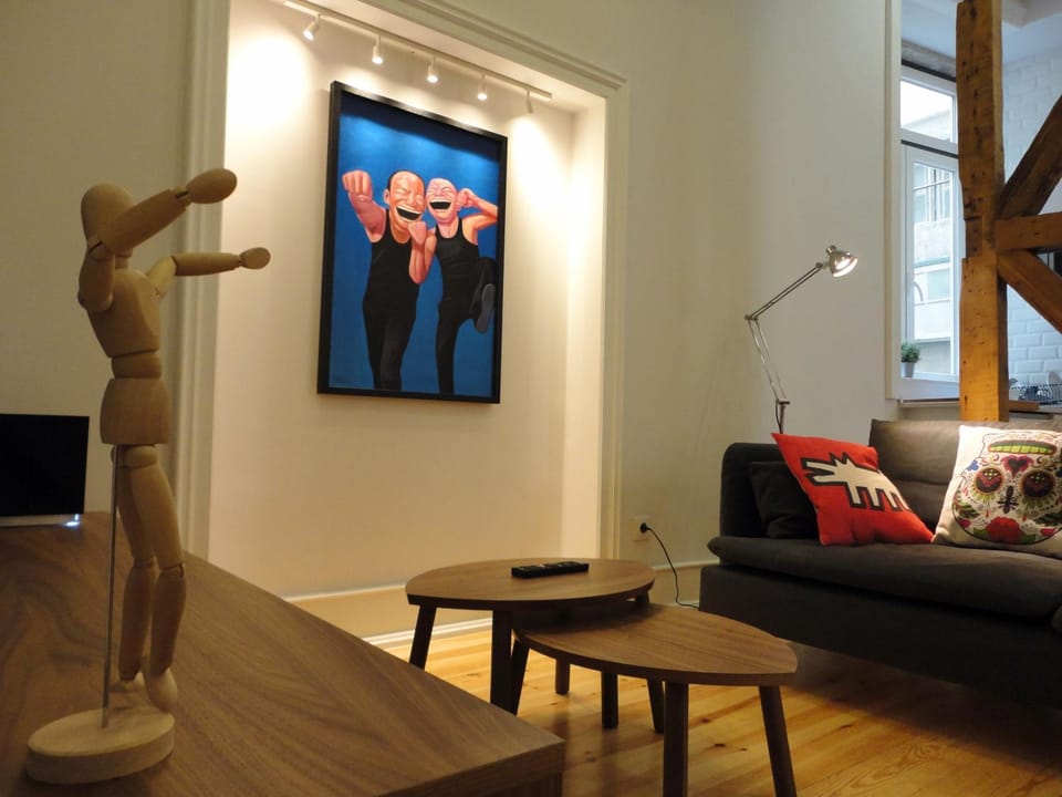 Communal lounge/ TV room, TV and multimedia, Living room, Decorative detail, Seating area