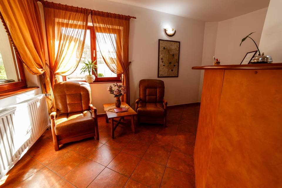 Pensiunea Eva Bed and Breakfast in Romania