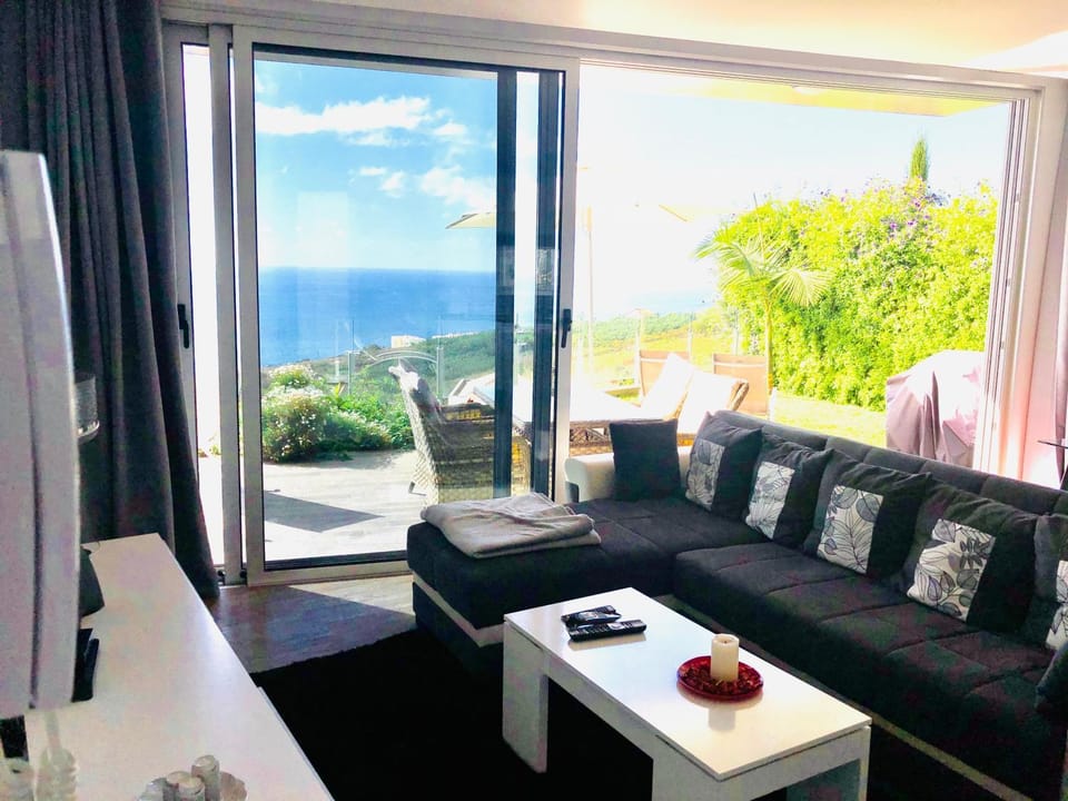 Balcony/Terrace, Living room