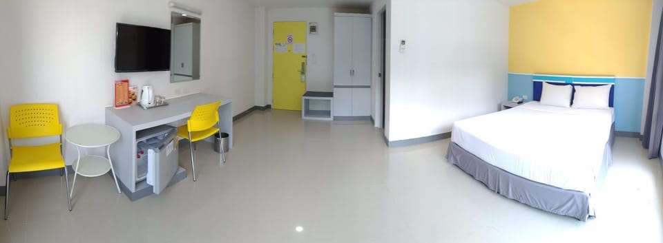 Photo of the whole room
