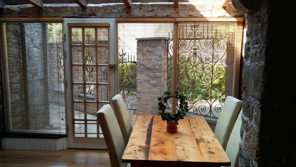 Historic Hideaway in Cork City Centre Apartment in Cork City