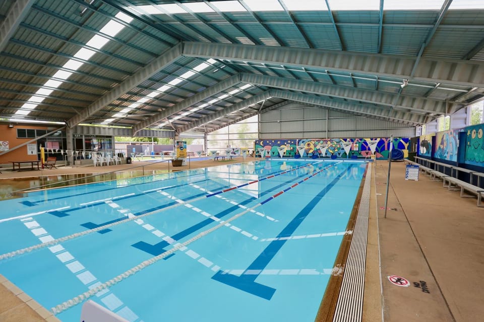 Swimming pool