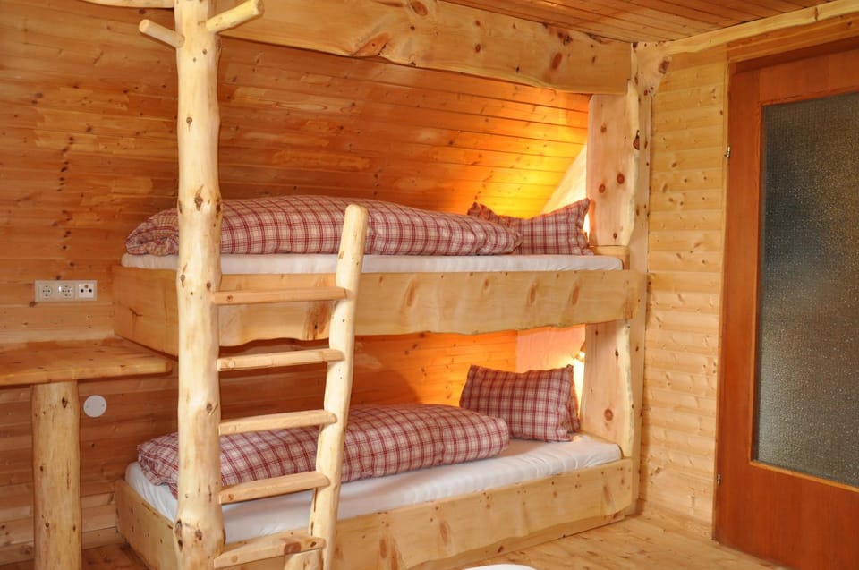 bunk bed