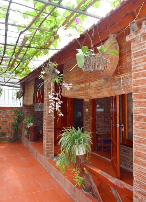 Van Long Family Homestay Bed and Breakfast in Laos