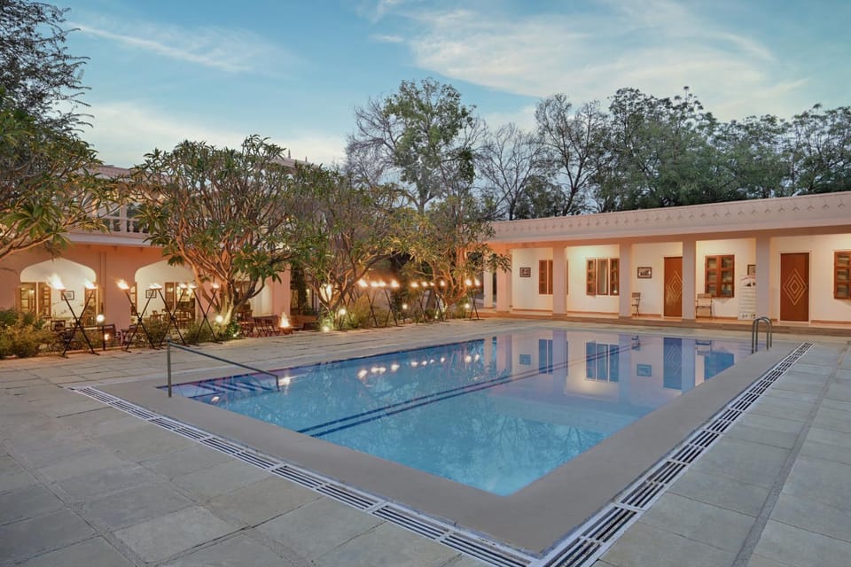 Swimming pool, Swimming pool