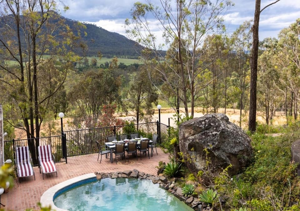Mountain view, Pool view