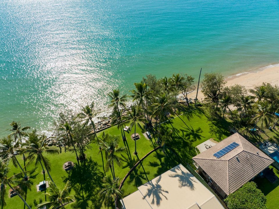 Garden, Beach, Sea view