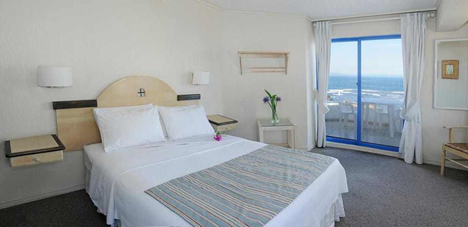 Bed, Photo of the whole room, Bedroom, Sea view