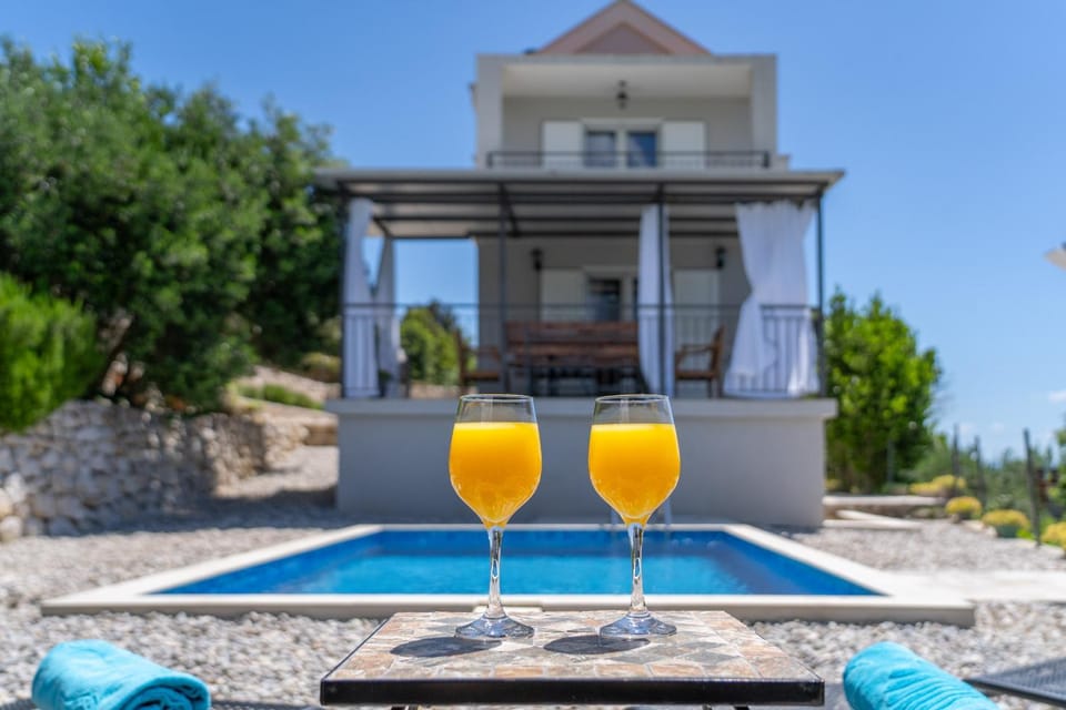 Villa with Sea View - Private Heated Pool Villa in Split-Dalmatia County