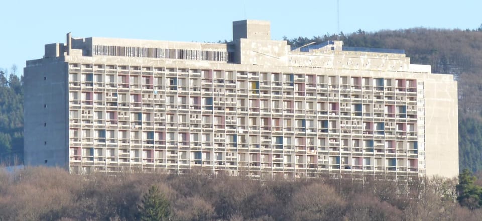 Homestay Le Corbusier 5 ieme Rue Vacation rental in Saint-Étienne