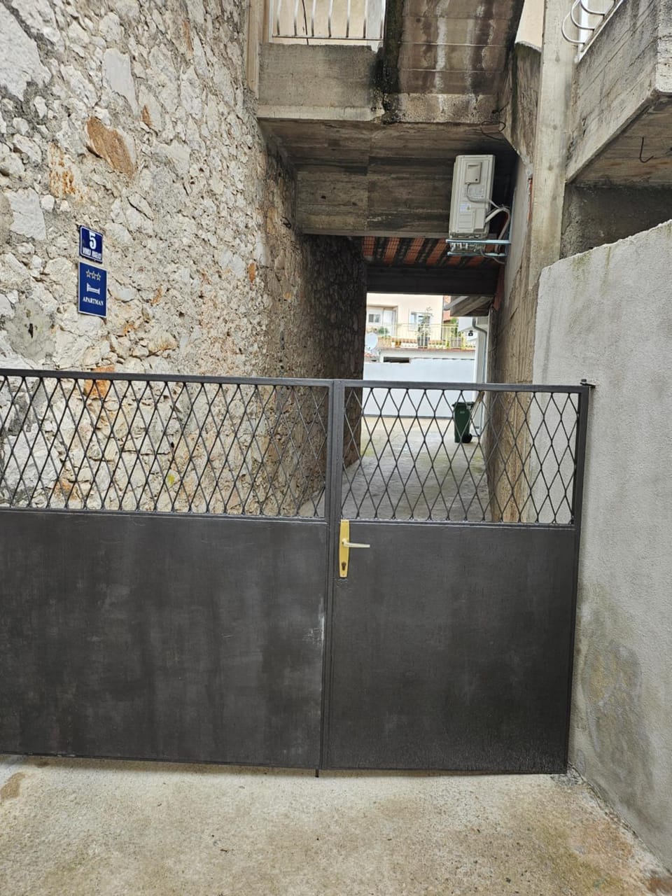 Apartman BARAKA Bed and Breakfast in Šibenik