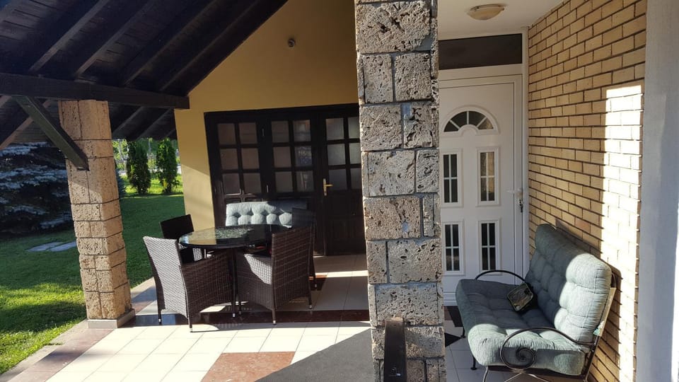 Balcony/Terrace, Seating area