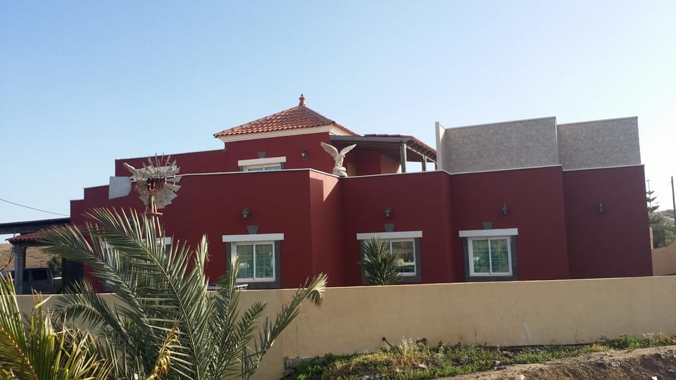Casa Ary House in Maxorata