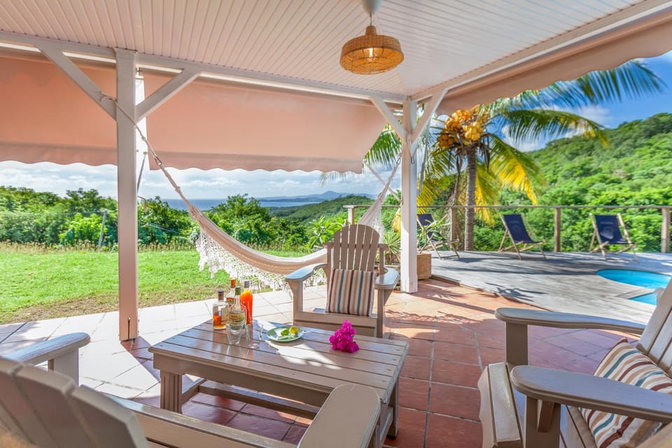 Neighbourhood, Natural landscape, BBQ facilities, Garden, Balcony/Terrace, Beach, Beach, Swimming pool, Swimming pool