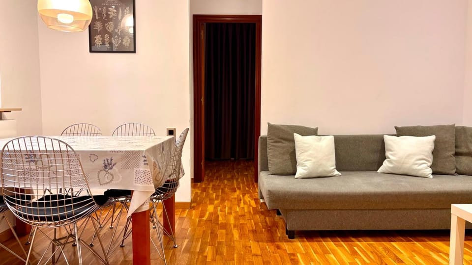 Living room, Dinner