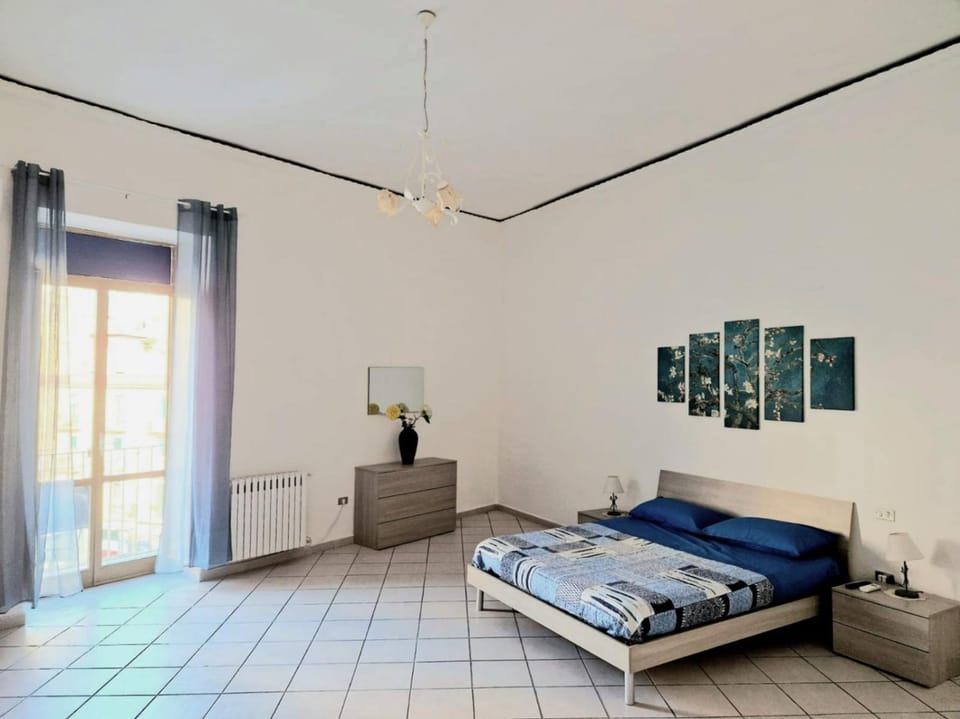 Bed, Balcony/Terrace, Photo of the whole room, Bedroom, City view, internet, air conditioner