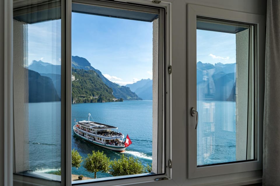 Lake view, Mountain view