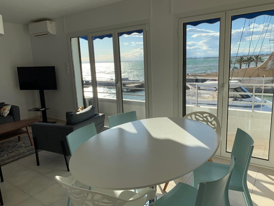 Dining area, Sea view