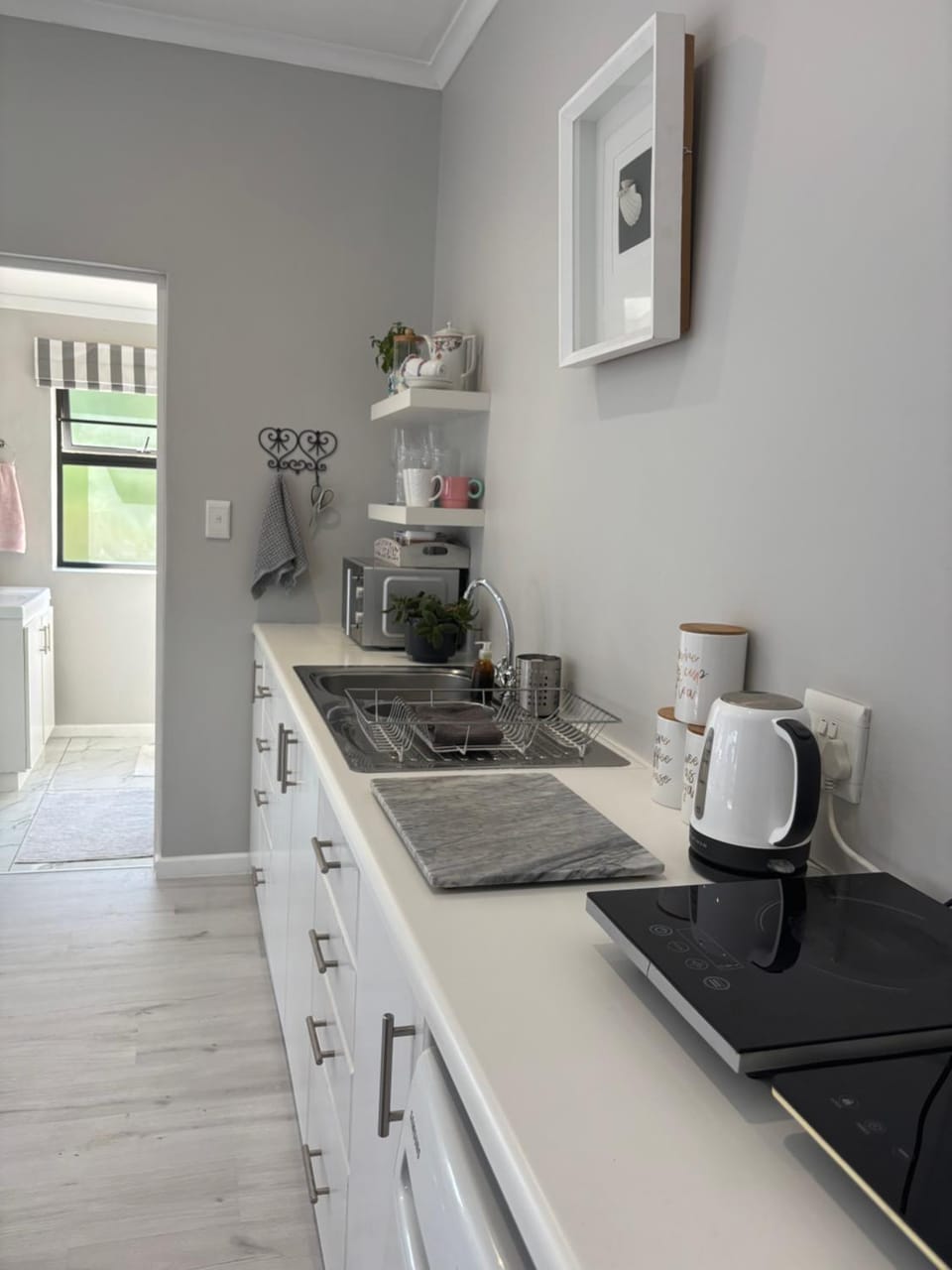Two Vines Romantic Guest Studio Apartment in Stellenbosch