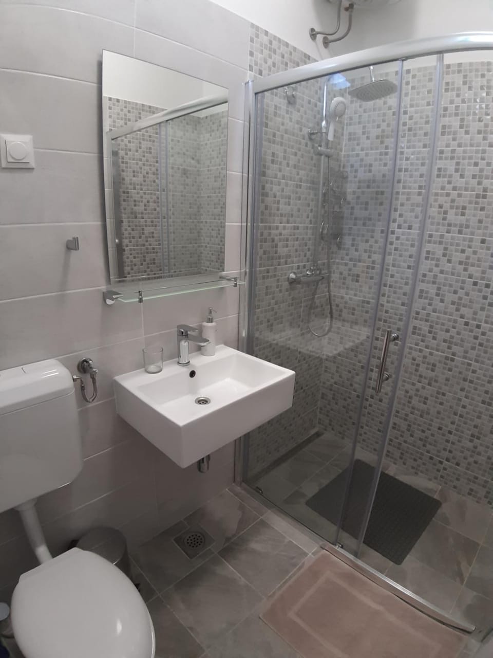 Shower, Bathroom