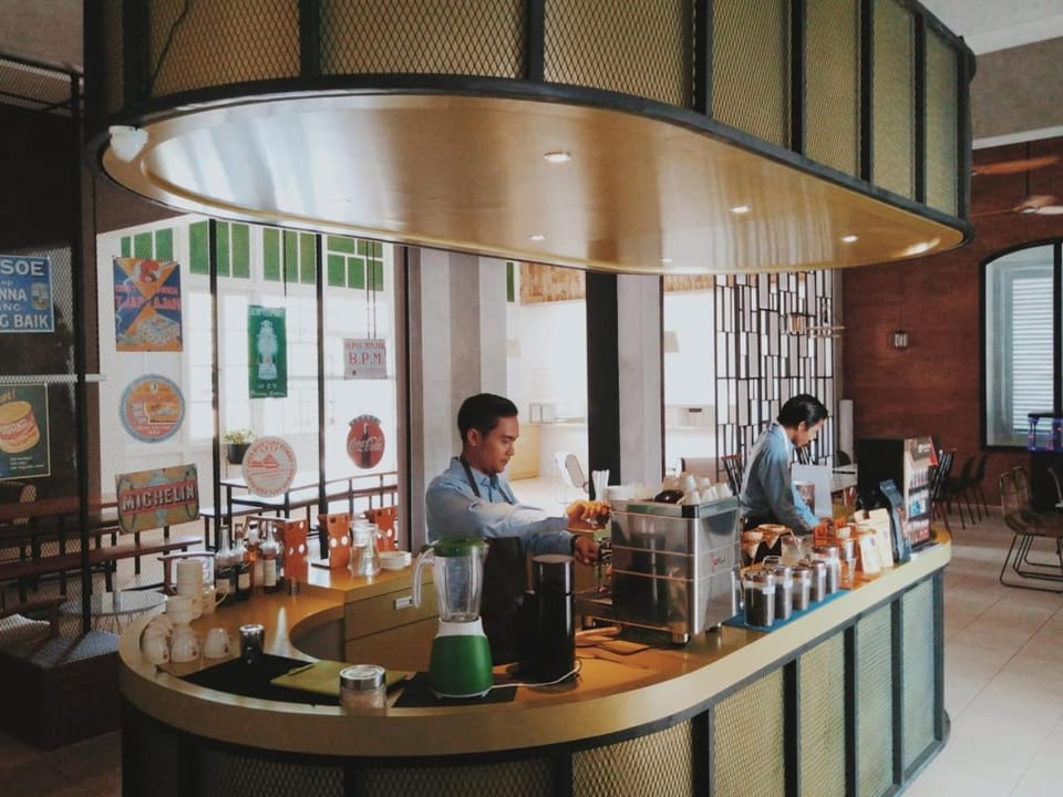 Restaurant/places to eat, Food and drinks, Drinks