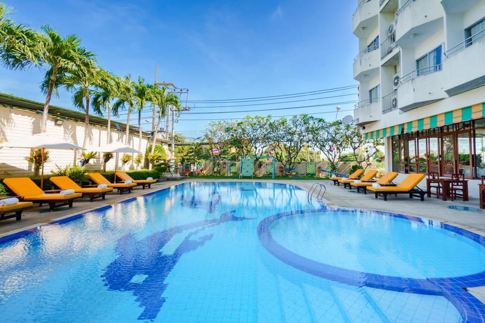 Swimming pool