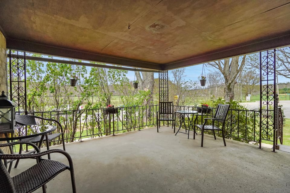 Patio, Balcony/Terrace