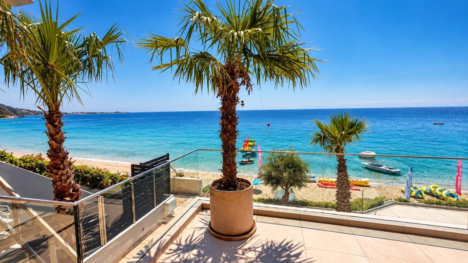 Property building, Natural landscape, Beach, Sea view, Sea view, Sports
