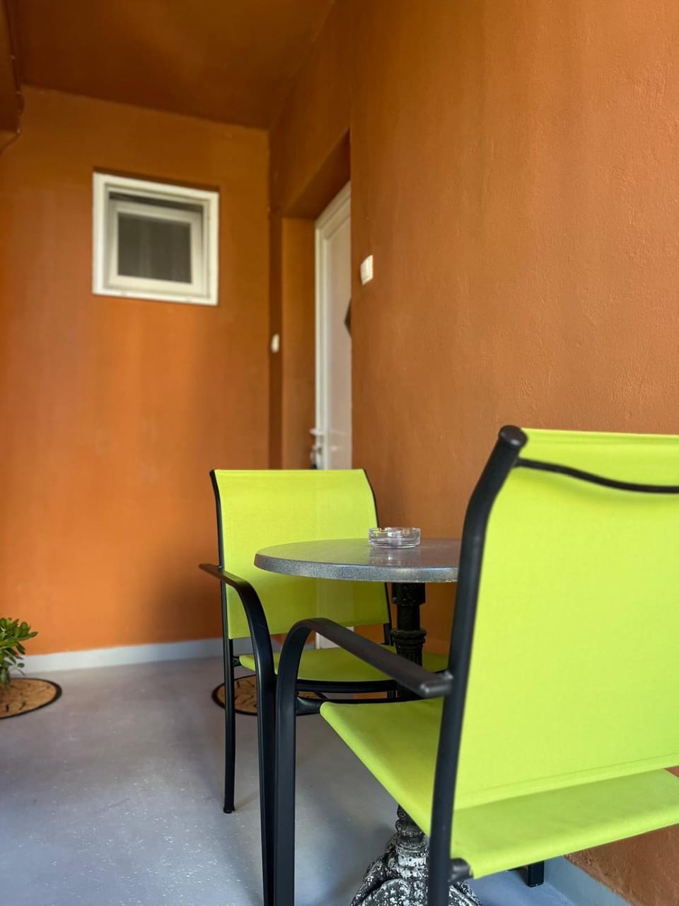 Seating area