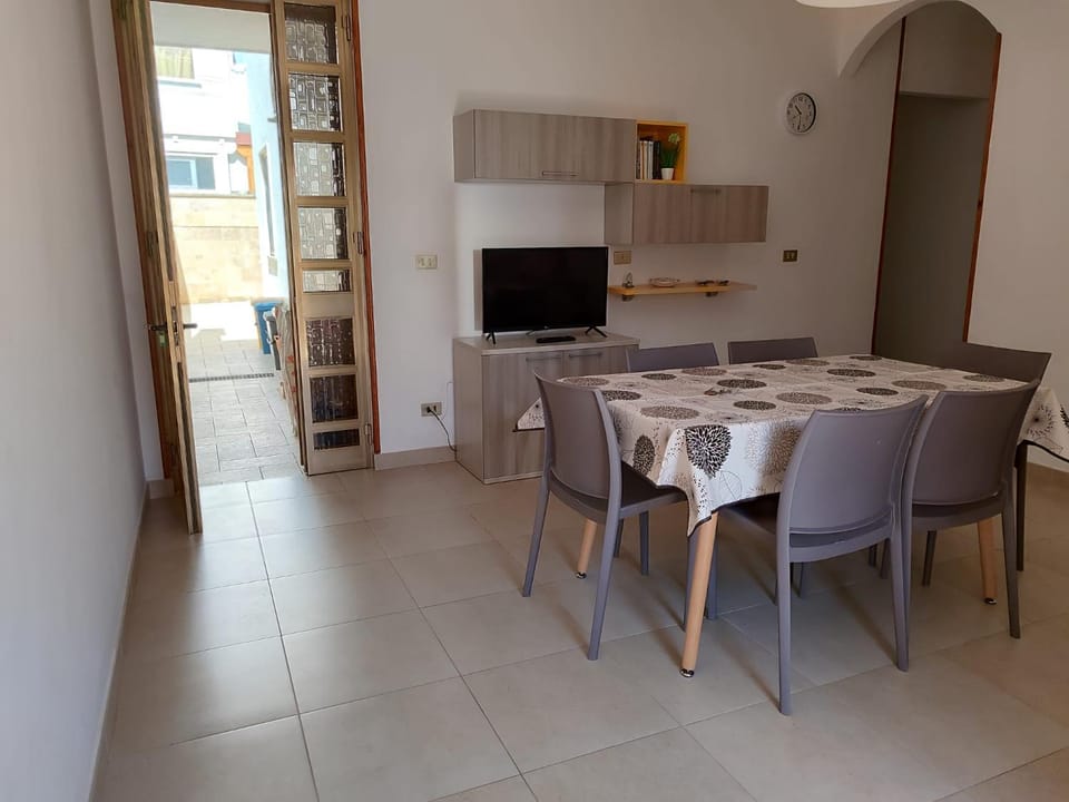 Appartamento Maestrale 50 m dalla spiaggia Apartment in Apulia