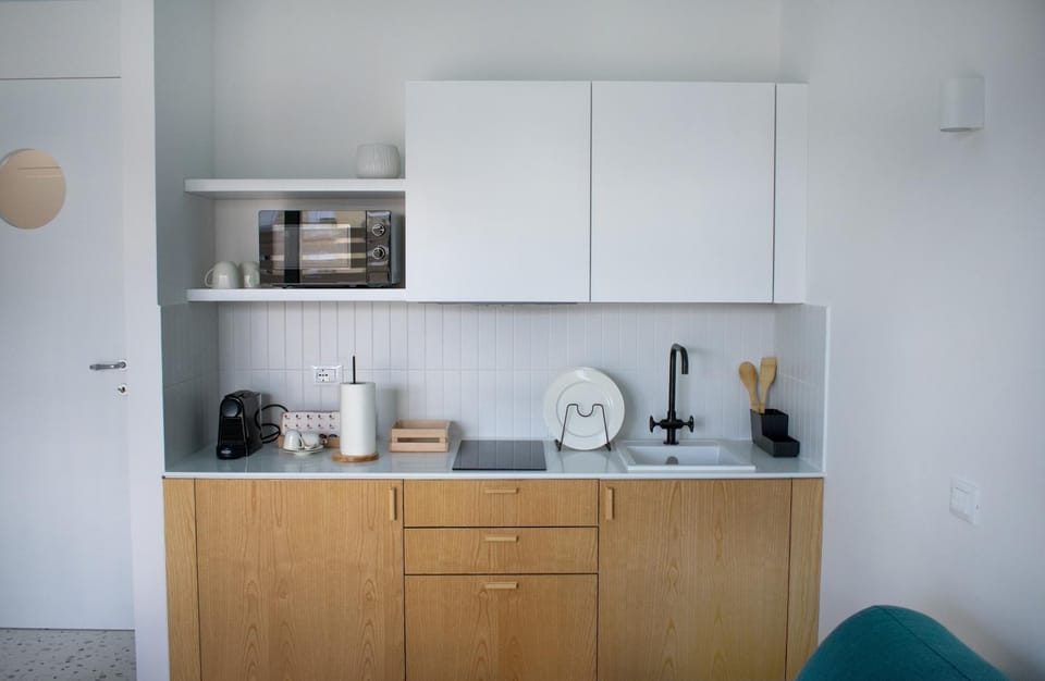 Coffee/tea facilities, Kitchen or kitchenette, minibar, toaster