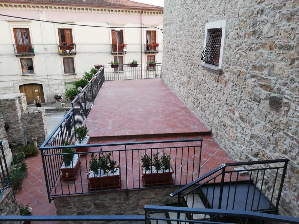 Property building, Balcony/Terrace