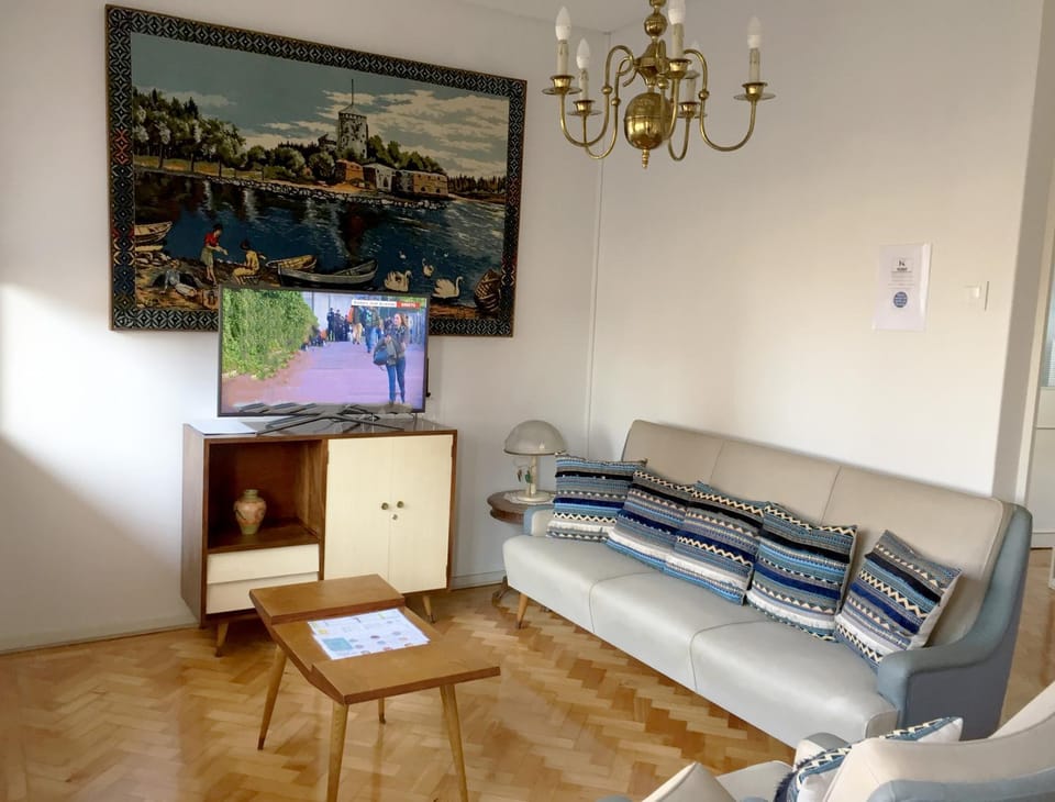 Communal lounge/ TV room, View (from property/room), Balcony/Terrace, Decorative detail