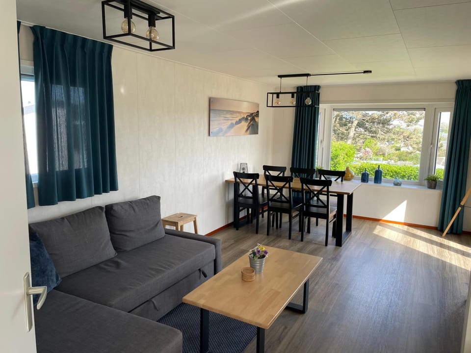Blauwe Zeedistel Chalet in North Holland (province)