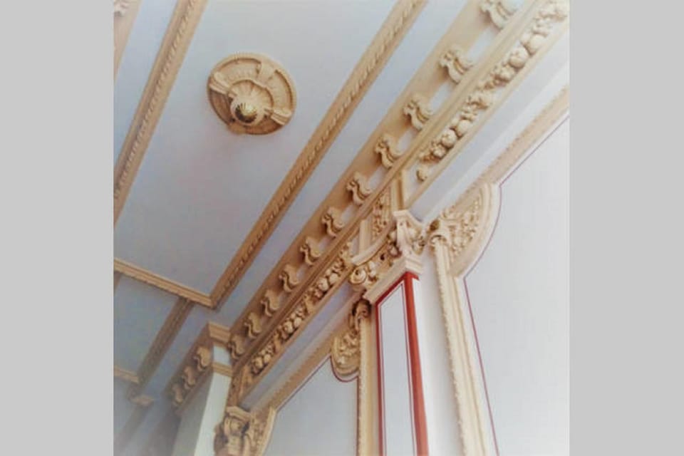 Facade/entrance, Decorative detail
